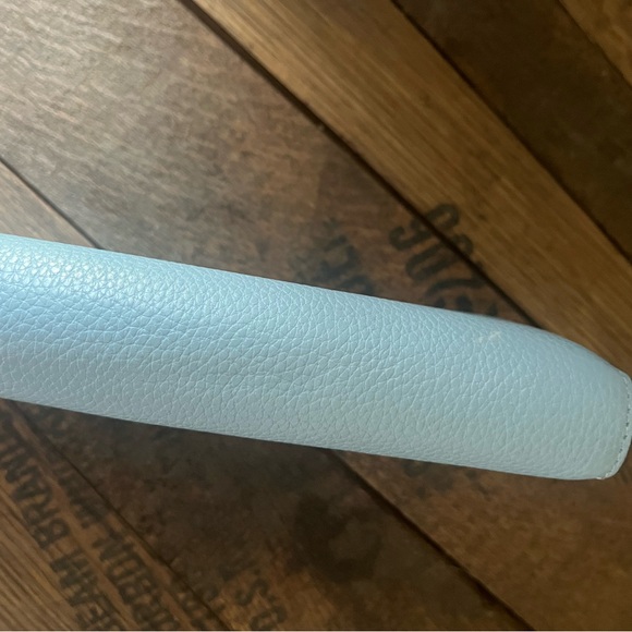 Coach Light Blue Pebbled Leather Zip-Around Wallet with Silver Logo - Picture 5 of 7